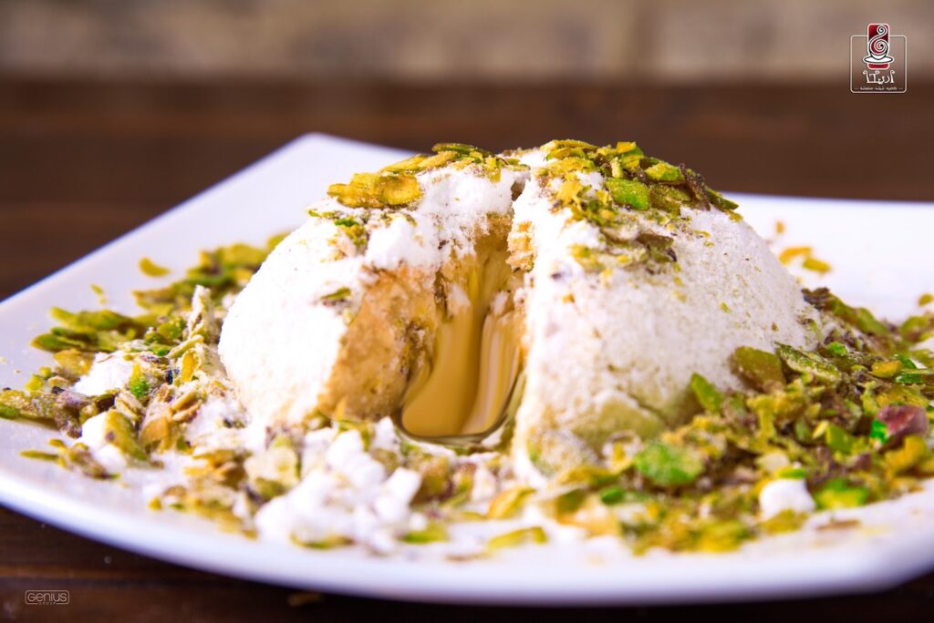 معمول بجبنة في حلب